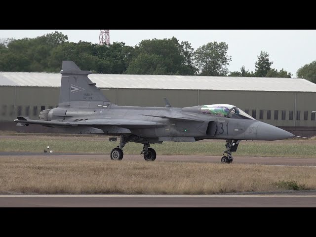Awesome Gripen fighter jet performance 🇭🇺