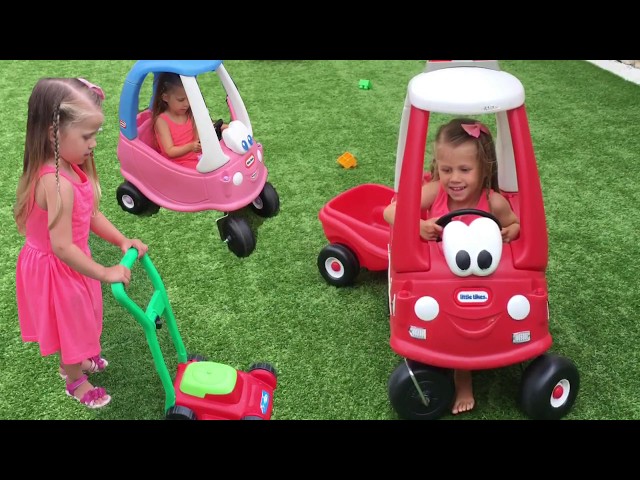 🌸🌸Fun day out / playground with toys / Little Tikes cozy coupe 🚙 Pretend play