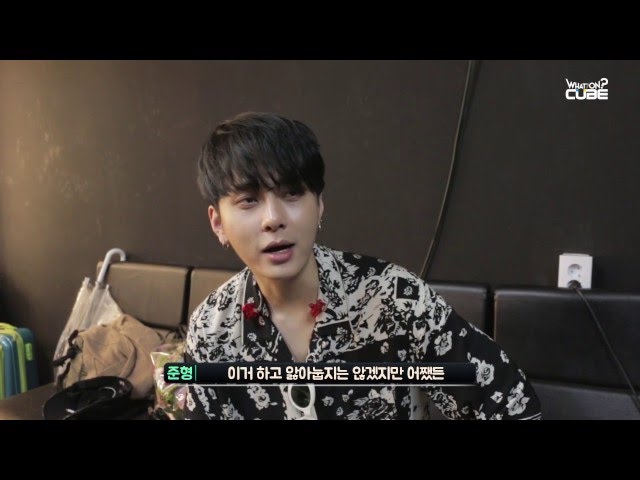 용준형(Yong Junhyung) - 1st mini live concert Behind