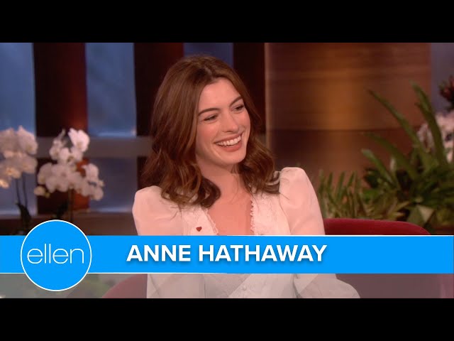 Anne Hathaway’s Valentine’s Day Plans (Season 7)