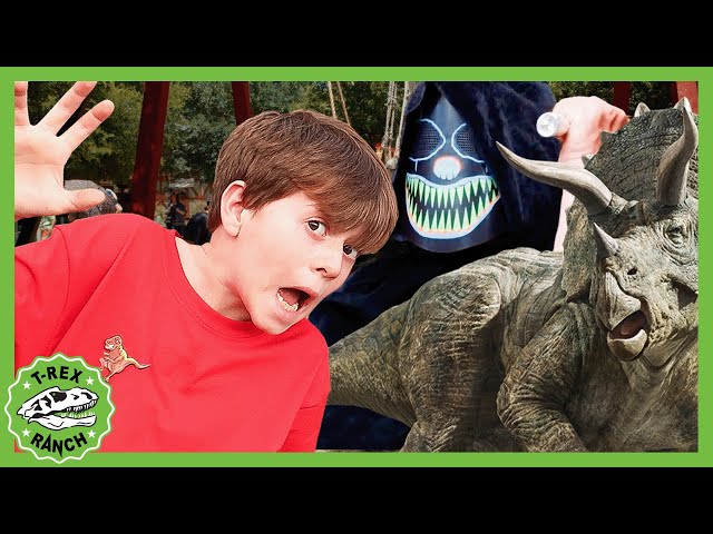 Pretend Play Escape with Dinosaurs at Gulliver's Park for Kids | 🦖🦕 T-Rex Ranch Dinosaur Videos