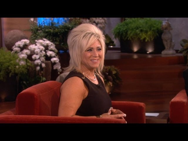 The 'Long Island Medium' Stuns the Audience