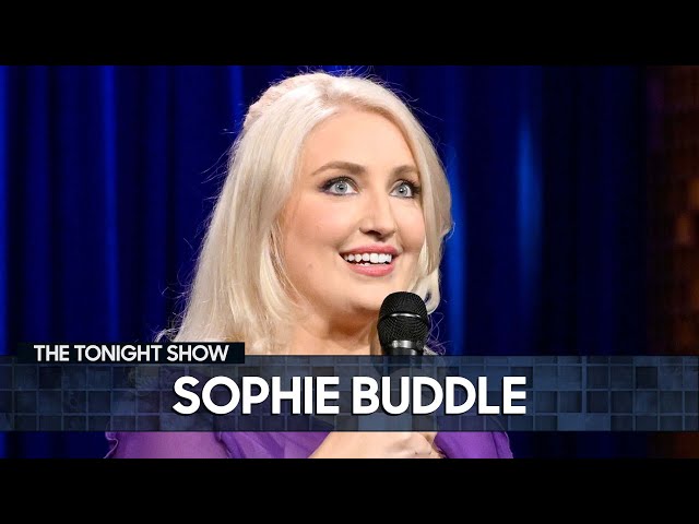 Sophie Buddle Stand-Up: Moving to the U.S. from Canada and Frumpy Looking Spies | The Tonight Show