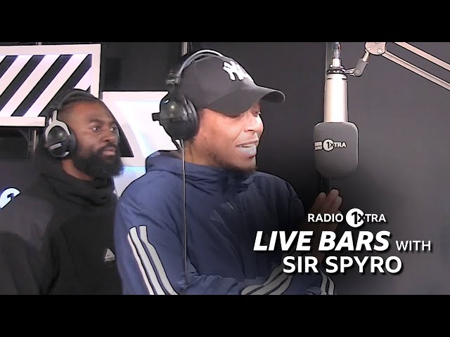 Merky Ace, Mannimon + Lay Z join Sir Spyro for a Live Bars session.