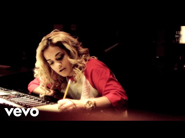 Rita Ora - Rita Ora 24/7: In The Studio (Vevo LIFT)