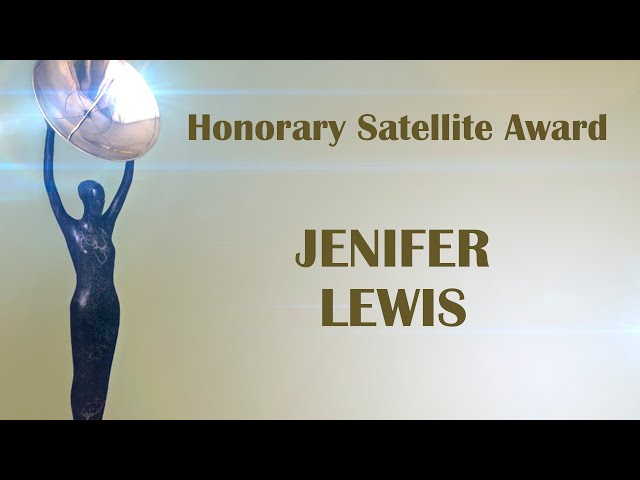 Jenifer Lewis receives the 2022 Honorary Satellite