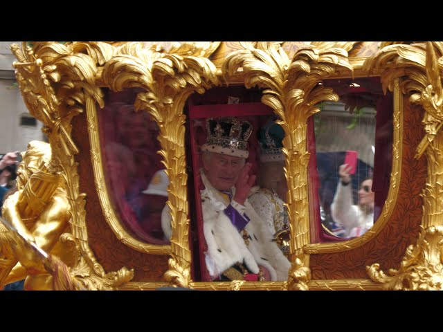 King Charles & Queen Camilla in the Gold State Coach for the Coronation 👑