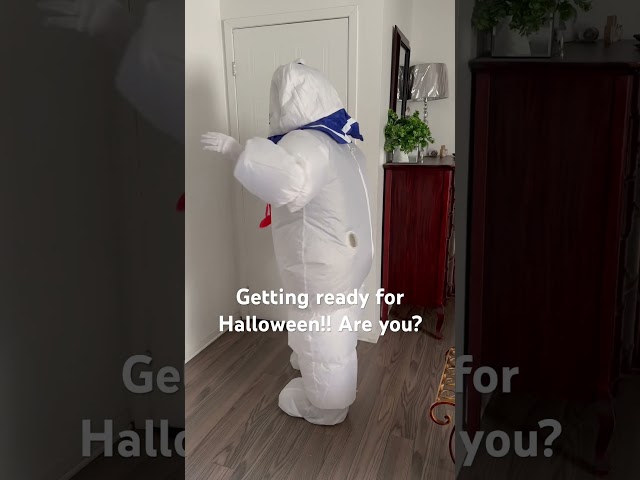 Stay Puft dances because Halloween is approaching