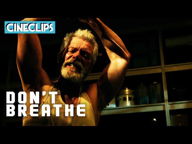 The Blind Man Moves In For The Kill | Don't Breathe | CineClips