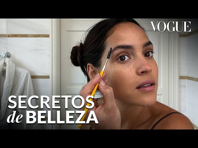 Adria Arjona y su guía para un makeup look bronceado | Vogue México y Latinoamérica