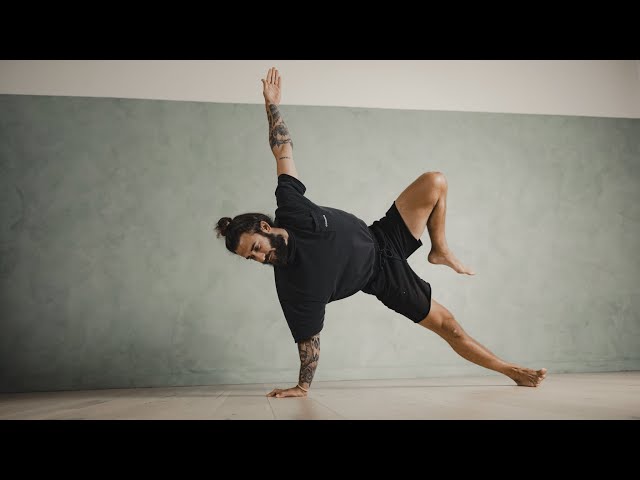 Side Body Strengthening Yoga Flow
