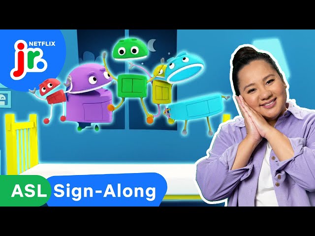 StoryBots Jumping On the Bed! | ASL Sign-Along Songs for Kids 🧏 Netflix Jr
