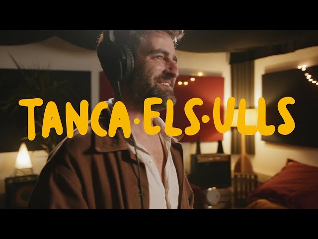 TANCA ELS ULLS - Txarango feat. Joan Dausà
