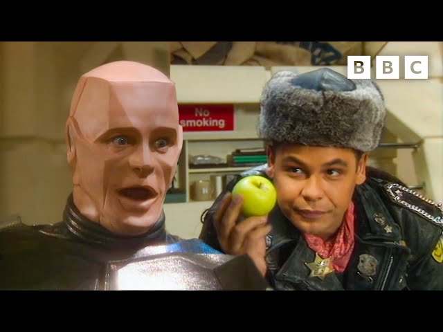 Lister teaches Kryten how to lie | Red Dwarf - BBC