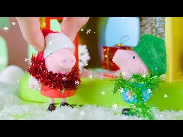 Peppa Pig's Christmas Eve Boo Boo! Toy Videos For Toddlers and Kids |
