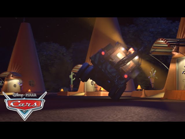 😎 Mater's Backwards Driving | Cars | Disney Kids