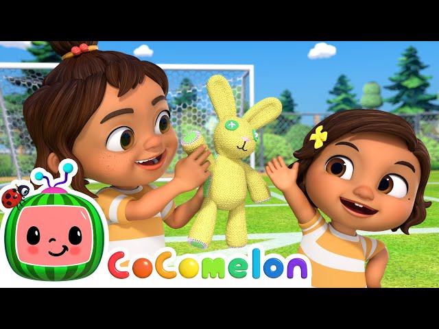 Yes Yes Stay Healthy Soccer Song | Nina's Familia | CoComelon Nursery Rhymes & Kids Songs