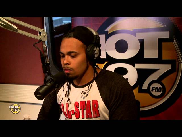 Real Late Sessions : (Big Pun's Son) Chris Rivers Freestyles On Real Late With Peter Rosenberg!