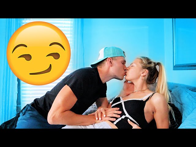 Testing The 10 HOTTEST KISSES On My Girlfriend *HOT*