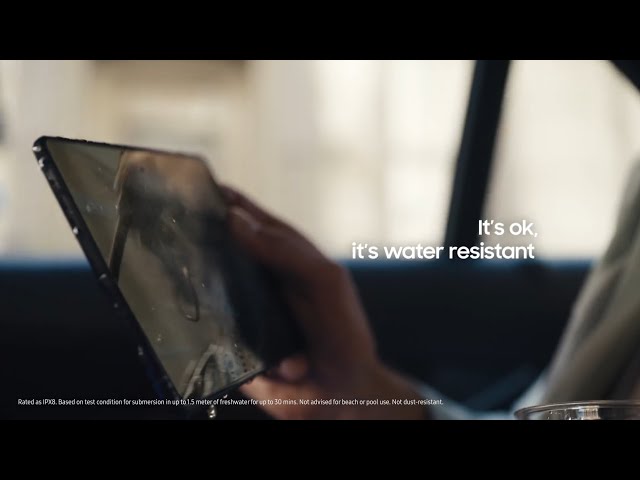 SAMSUNG Galaxy Z Fold 3 | IPX8 Water resistant