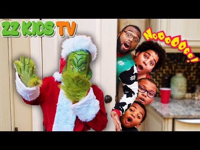 Grinch Captured ZZ Dad! ☃️🎄😱 (Is The Family with The Gingerbread Man?)