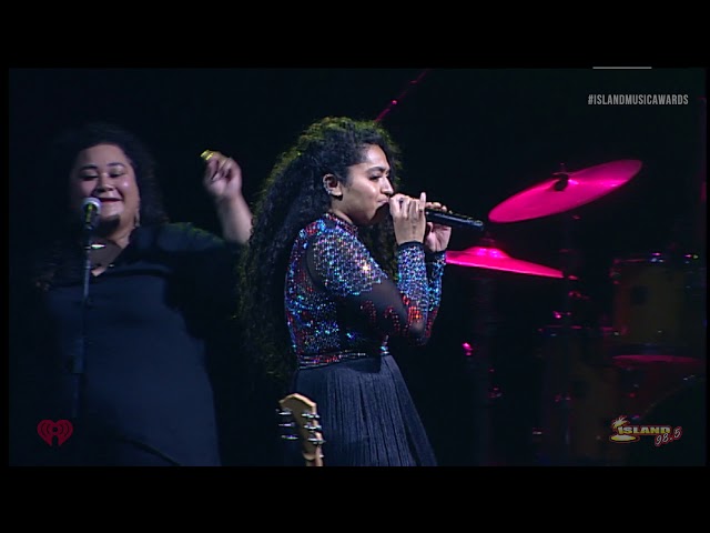 Analea Brown - Turn Up (LIVE at the 2019 Island Music Awards)