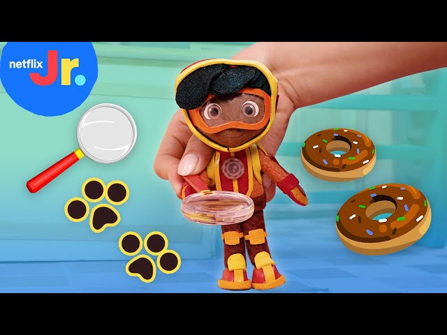 Missing Donut Mystery! Spot the Clues Game | Action Pack Toy Play | Netflix Jr