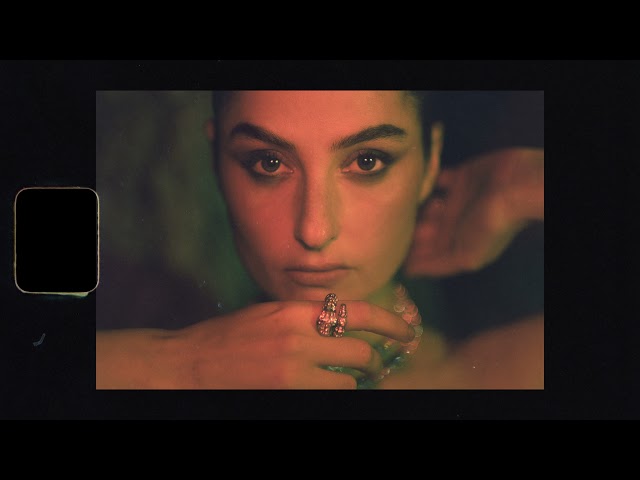 BANKS - Skinnydipped (Behind The Scenes)