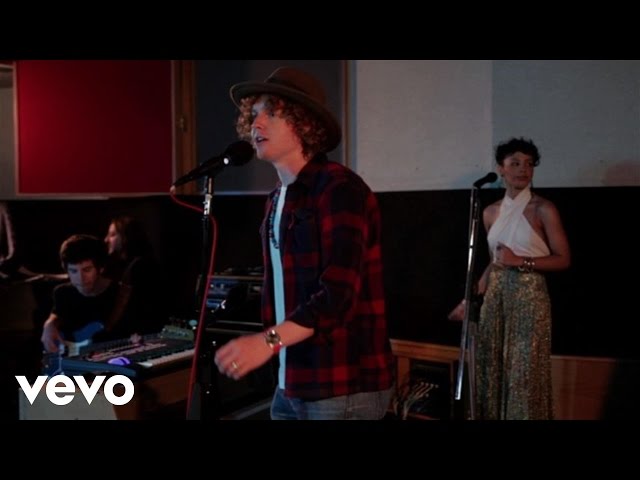 D.A. Wallach - Disaster (Live From Capitol Studio B)