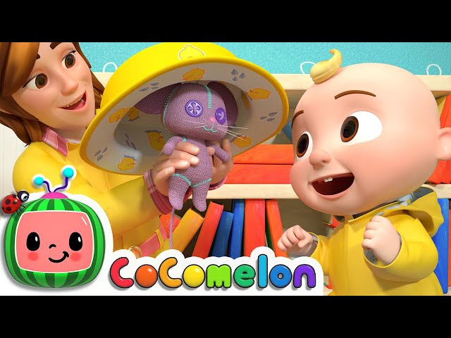 Yes Yes Dress for the Rain | CoComelon Nursery Rhymes & Kids Songs