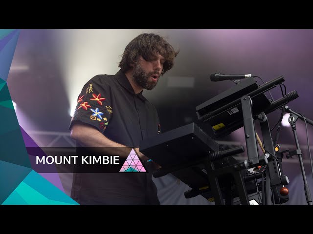Mount Kimbie -  Blue Train Lines feat. King Krule (Glastonbury 2024)