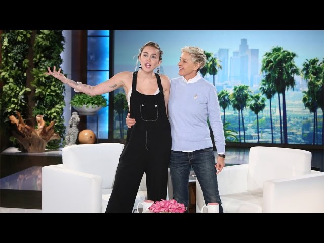 Miley Cyrus on Hillary Clinton and Guest-Hosting