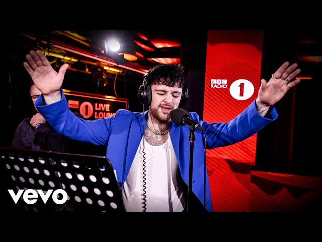 Tom Grennan - Stop This Flame in the Live Lounge