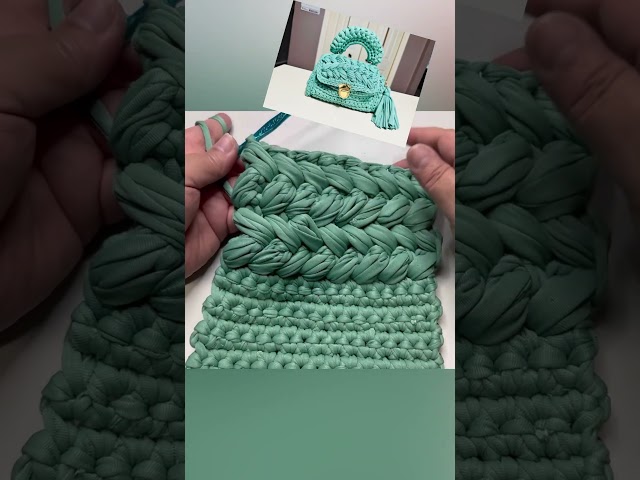 Beautiful Marshmallow Crochet Bag #trapillo #crochet #crochetbag #crochettutorial