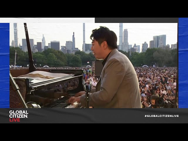 Concert Pianist Lang Lang Performs Iconic Whitney Houston Ballads | Global Citizen Live