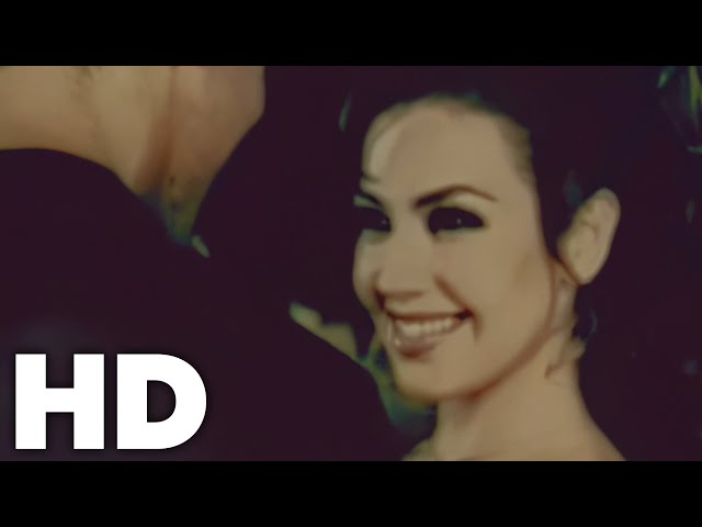 Thalia - Vengo!, Vengo! (Mujer Latina)  Version Europea  [Official Video] (Remastered HD)