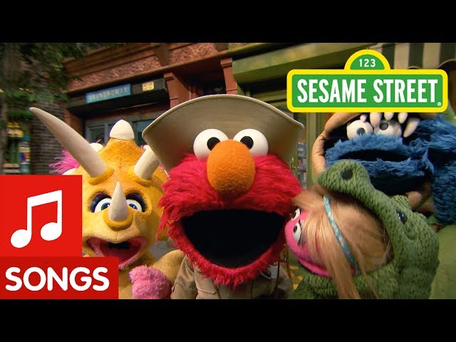 Sesame Street: Dinosaurs on Sesame Street