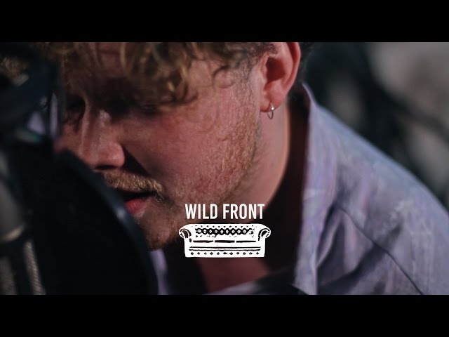Wild Front - Feathers | Ont' Sofa Live at Jaguar Shoes