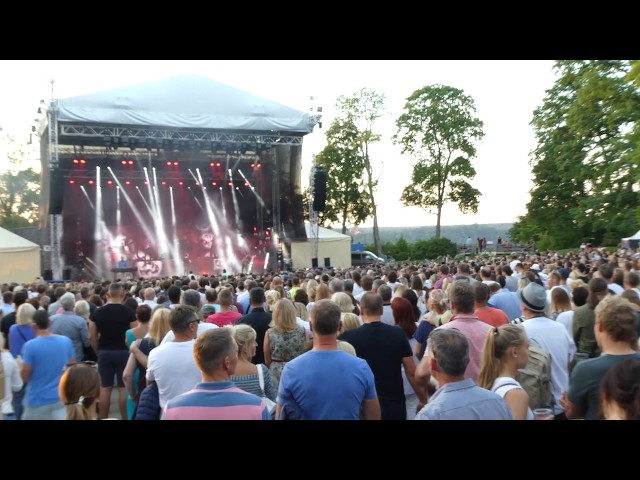 a-ha: The Blood That Moves the Body (Live in Sigulda, Latvia on July 17, 2018) 4K