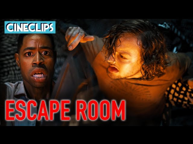 Fighting To Death For Antidote | Escape Room | Cineclips