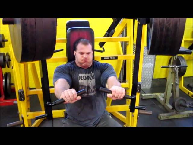 Derek Poundstone Trains Chest and Back