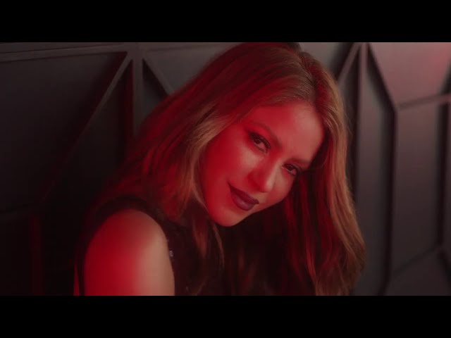 Shakira - Dance Red Midnight (15" EN)