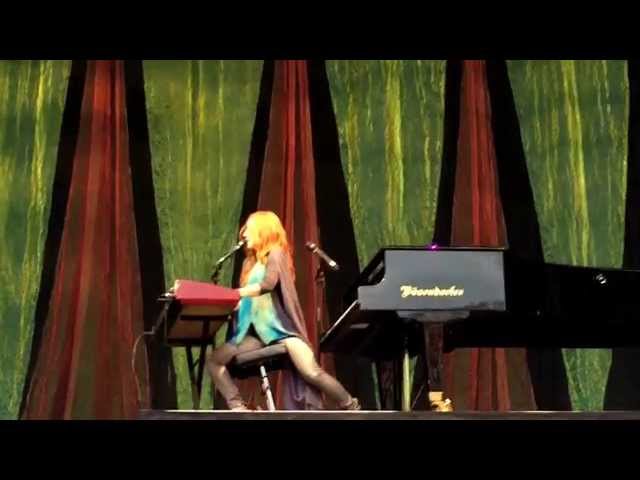 Tori Amos - Norwegian Wood [The Beatles cover] (Live at Norwegian Wood, Oslo 2015)