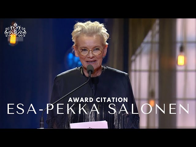 Eva Dahlgren reads the award citation for Esa-Pekka Salonen