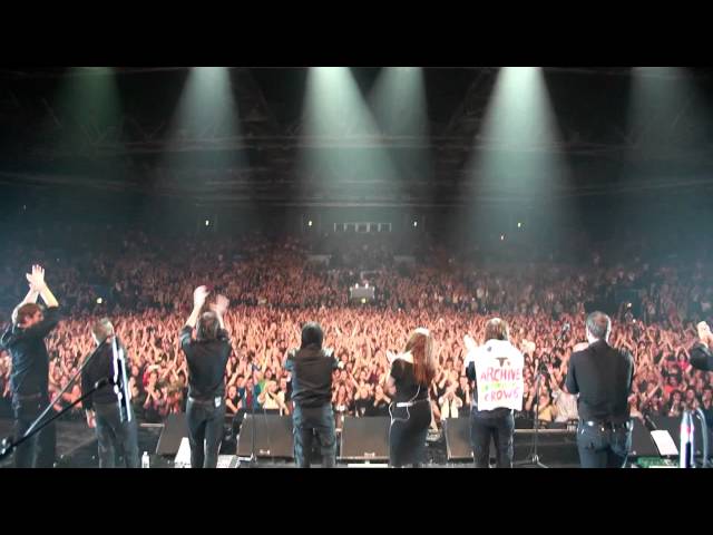 Archive - End Of Show at Paris Zenith