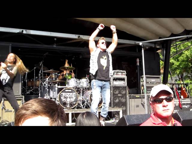Fozzy - Spider In My Mouth at Rockstar Energy Drink Uproar Festival 2012