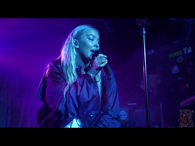 Astrid S - Hurts So Good [4K 60FPS] (live @ the Studio Webster Hall 5/16/17)