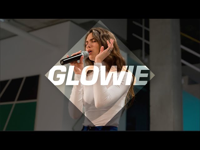 Glowie covers Sia's 'Big Girls Cry' | Box Fresh Focus Performance