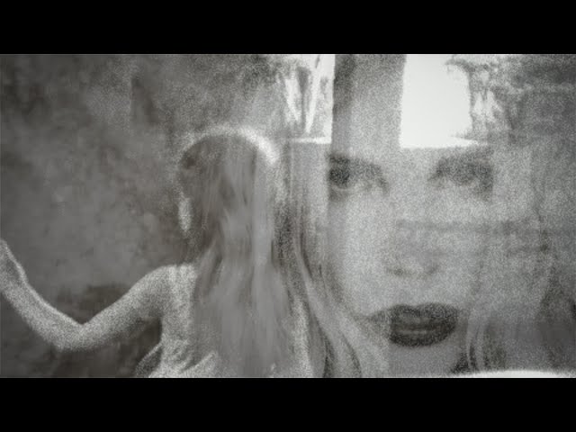 The Voices - Le Blonde (Official Video)