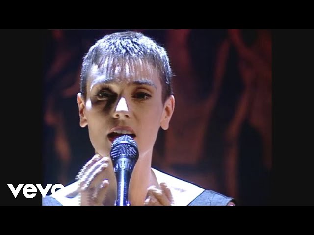 Sinéad O'Connor - Thank You For Hearing Me (Live at Top of the Pops in 1994)